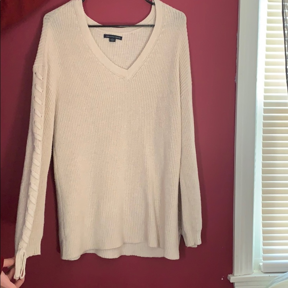 American Eagle sweater